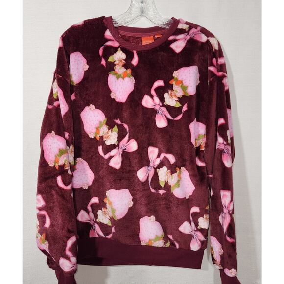 Strawberry shortcake fleece sweatshirt women's size small - Picture 1 of 6
